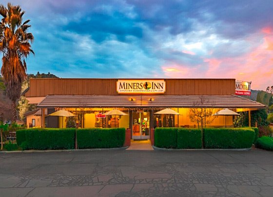 Yosemite Miners Inn