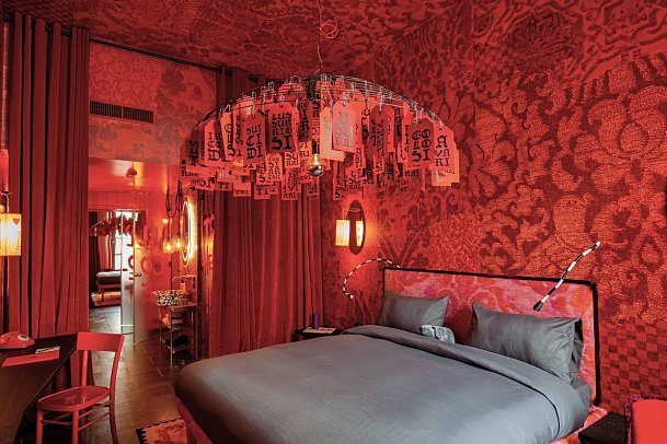 25hours Hotel Piazza San Paolino - Wohnbeispiel Doppelzimmer Medium Rosso (Zimmercodierung DB1)