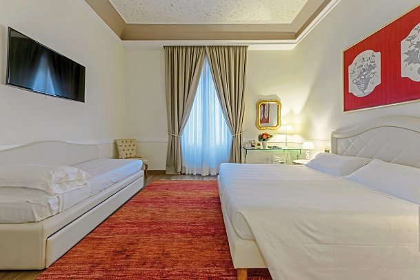 Hotel Kraft - Wohnbeispiel Dreibettzimmer (Zimmercodierung TB1)