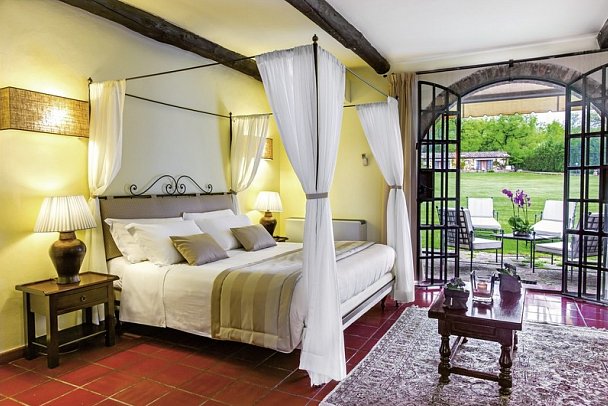 Borgo San Luigi - Wohnbeispiel Doppelzimmer Prestige Terrasse (Zimmercodierung DO2)