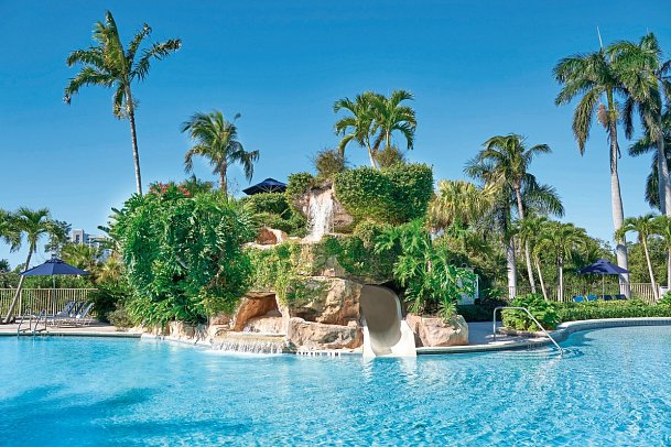 Signia Hilton Naples Grande Beach Resort