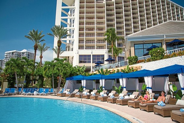 Signia Hilton Naples Grande Beach Resort