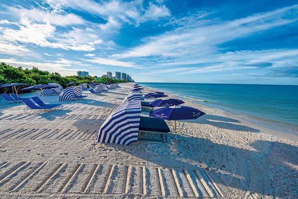 Signia Hilton Naples Grande Beach Resort