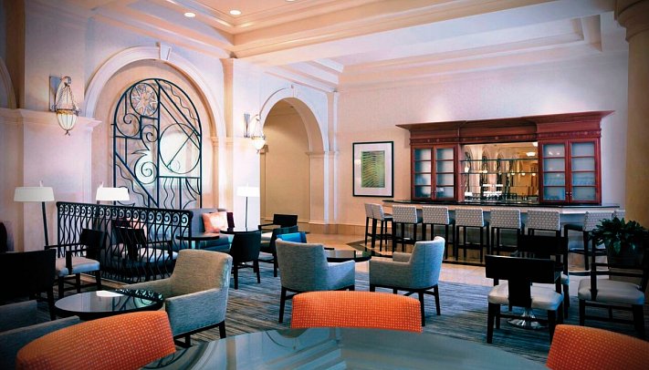 Hilton Naples