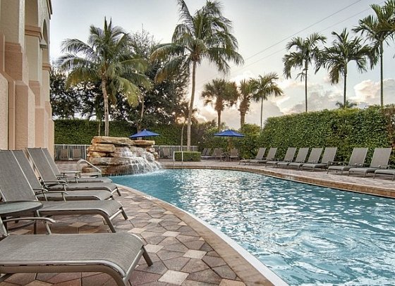 Hilton Naples