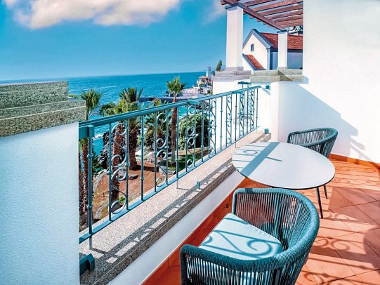 Dreams Madeira Resort Spa & Marina - Beispiel Balkon Preferred Club Meerblick (Zimmercodierung DLM)