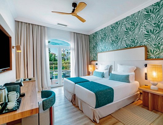 Dreams Madeira Resort Spa & Marina - Wohnbeispiel Doppelzimmer Preferred Club Poolzugang (Zimmercodierung DLQ)