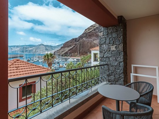 Dreams Madeira Resort Spa & Marina - Beispiel Balkon Suite Preferred Club (Zimmercodierung WL1)