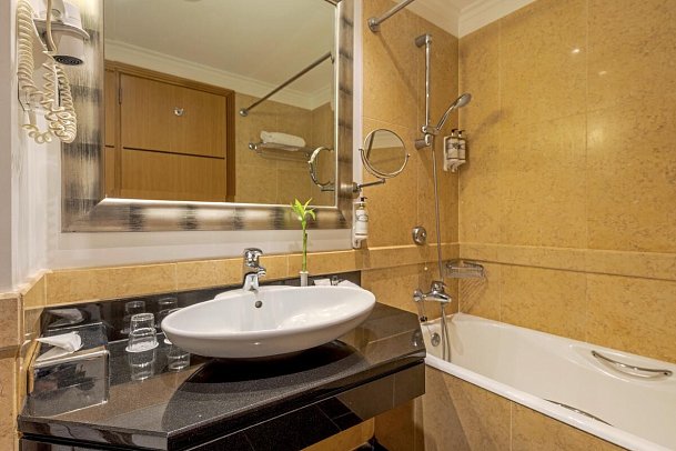 Pestana Grand Premium Ocean Resort - Beispiel Bad Familienzimmer (Zimmercodierung FB1)