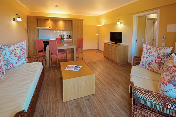 Quinta Splendida Wellness & Botanical Garden - Wohnbeispiel Apt. 1 Schlafzimmer seitl. Meerblick (Zimmercodierung ABN)