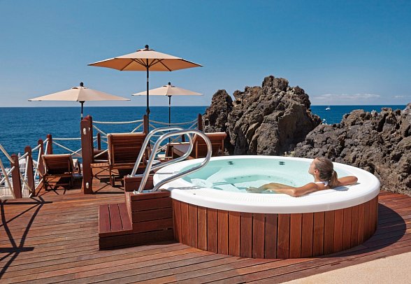 The Cliff Bay