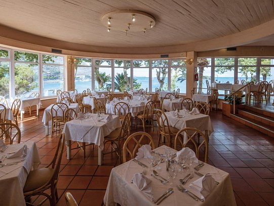 Baía Madeira Hotel