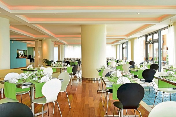 Pestana Promenade Premium Ocean Resort