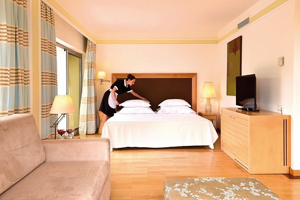 Pestana Carlton Madeira Premium Ocean Resort - Wohnbeispiel Juniorsuite Superior (Zimmercodierung JSM)