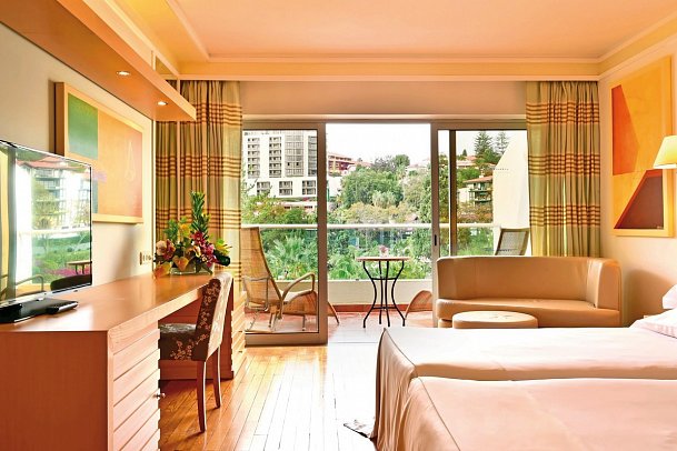 Pestana Carlton Madeira Premium Ocean Resort - Wohnbeispiel Doppelzimmer Classic (Zimmercodierungen DBL, DC3, DBP & DC2)