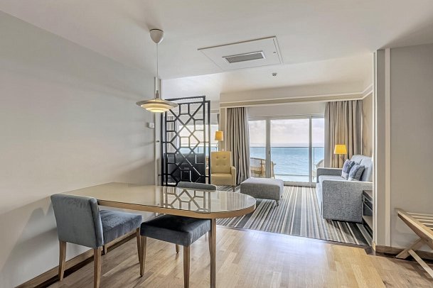 Pestana Carlton Madeira Premium Ocean Resort - Wohnbeispiel Juniorsuite Superior Meerblick (Zimmercodierung JSM)
