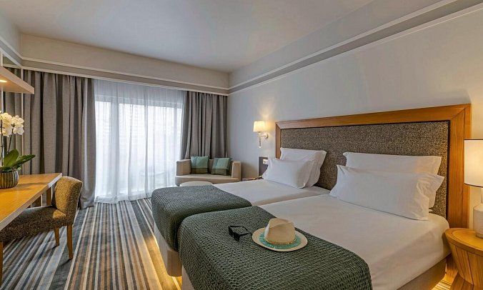 Pestana Carlton Madeira Premium Ocean Resort - Wohnbeispiel Doppelzimmer Classic Meerblick (Zimmercodierungen DBM & DC6)