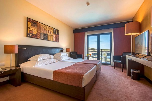 Vila Galé Santa Cruz - Wohnbeispiel Doppelzimmer Landblick (Zimmercodierung DBL)