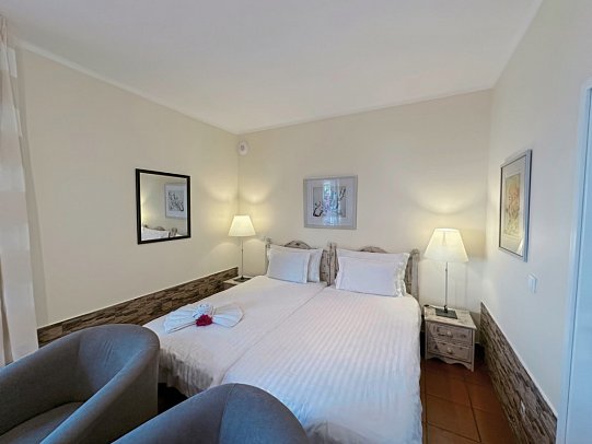Inn & Art Madeira - Wohnbeispiel Doppelzimmer (Zimmercodierungen DBG, DBN & DBM)