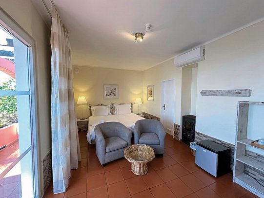 Inn & Art Madeira - Wohnbeispiel Doppelzimmer (Zimmercodierungen DBG & DBN)