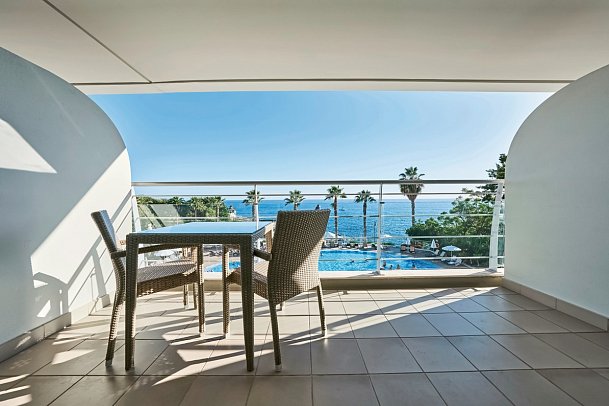 Meliá Madeira Mare - Wohnbeispiel Doppelzimmer Meerblick (Zimmercodierungen DBM, DCM, D1M, D2M, DPM & ECM)