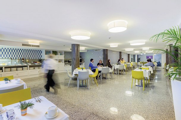 Terrace Mar
