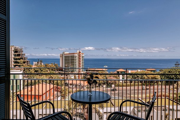 Enotel Magnólia - Beispiel Balkon (Zimmercodierungen D1M & D2M)