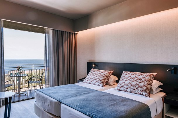 Enotel Magnólia - Wohnbeispiel Doppelzimmer Meerblick (Zimmercodierungen D1M & D2M)