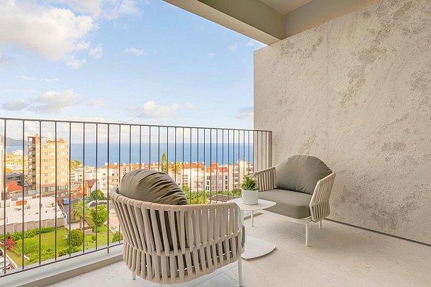 The Editory Ocean Way Funchal - Wohnbeispiel Doppelzimmer Meerblick (Zimmercodierung DBM)