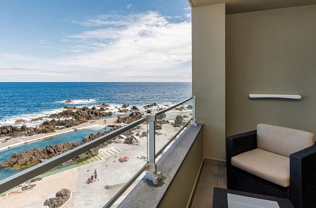 Aqua Natura Madeira - Beispiel Balkon Doppelzimmer Meerblick (Zimmercodierung DBM)