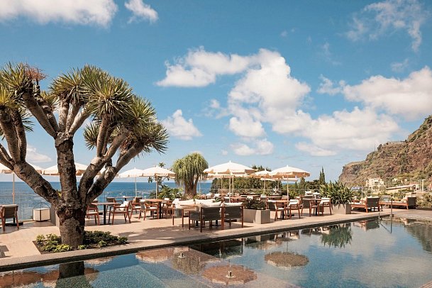Saccharum Resort