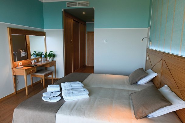 Hotel do Campo - Wohnbeispiel Doppelzimmer Meerblick (Zimmercodierungen DBN & DBM)