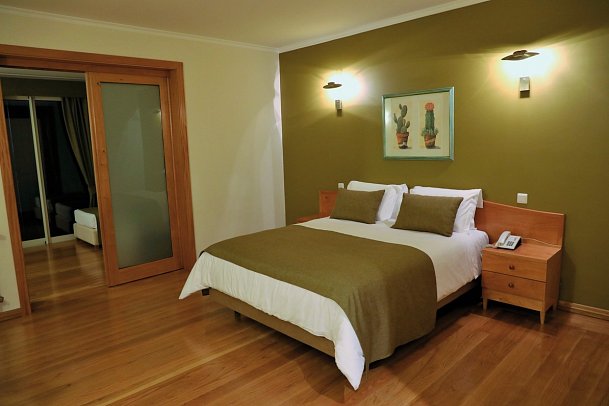 Eira do Serrado Hotel & Spa - Wohnbeispiel Familienzimmer (Zimmercodierung FB1)