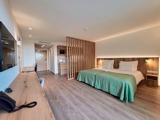 Royal Orchid - Wohnbeispiel Studio Superior Meerblick (Zimmercodierungen SSM, S1M, SSL & SS1)