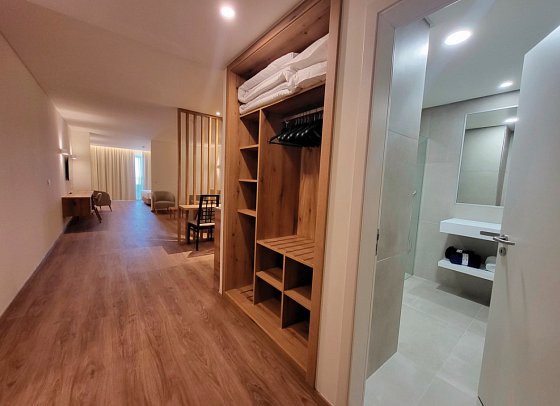 Royal Orchid - Wohnbeispiel Juniorsuite (Zimmercodierung J1M)
