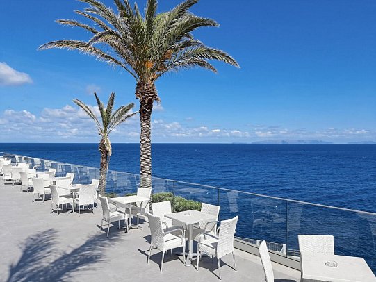 Royal Orchid - Terrasse Rocamar