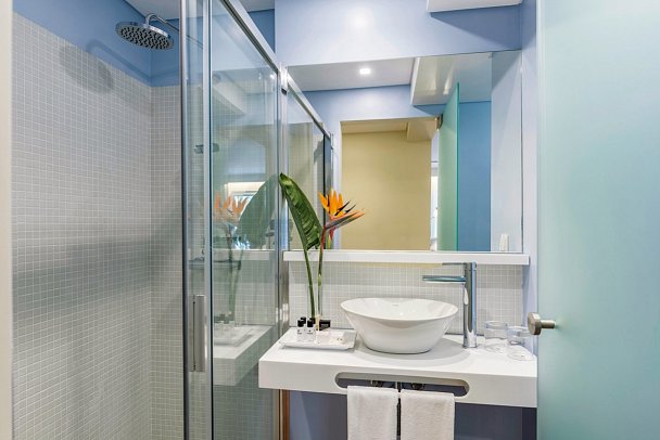 Pestana Churchill Bay Pousada & Historic Hotel - Beispiel Bad Deluxe (Zimmercodierungen DB2 & DS1)