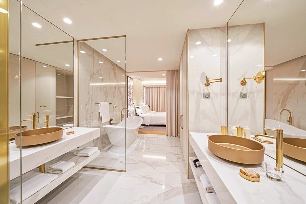 Savoy Palace - Beispiel Bad Suite Meerblick (Zimmercodierung WBM)