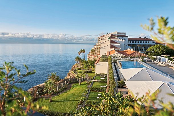 Les Suites at The Cliff Bay