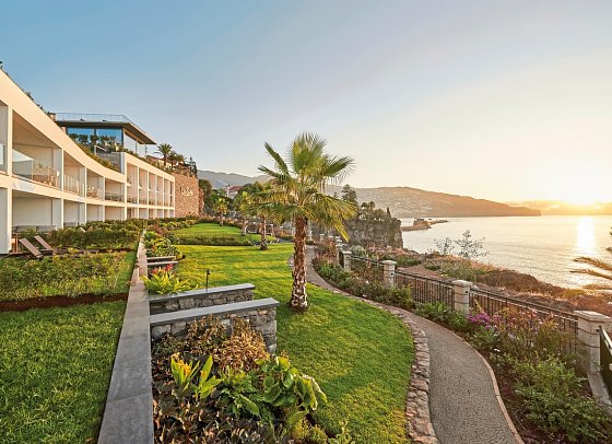 Les Suites at The Cliff Bay
