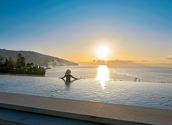 Les Suites at The Cliff Bay