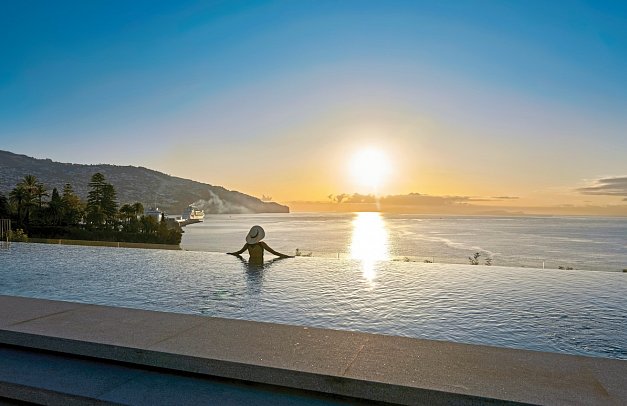 Les Suites at The Cliff Bay