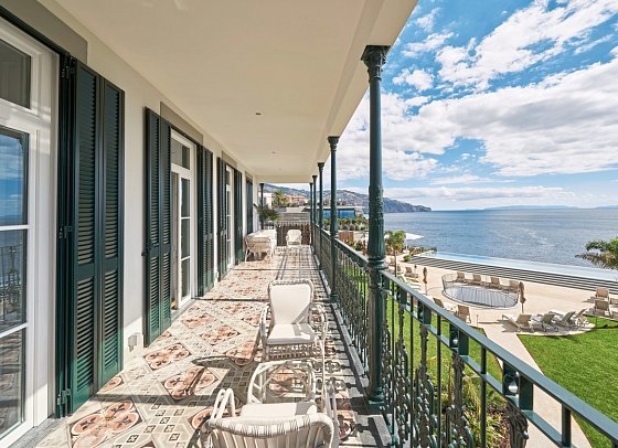 Les Suites at The Cliff Bay