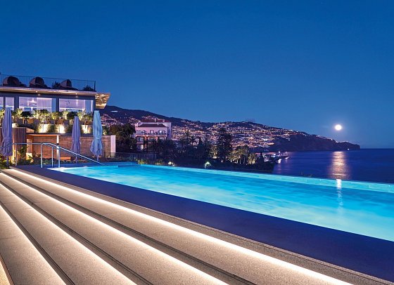 Les Suites at The Cliff Bay