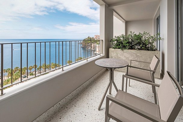 NEXT by Savoy Signature - Beispiel Balkon (Zimmercodierungen DBM & D1M)