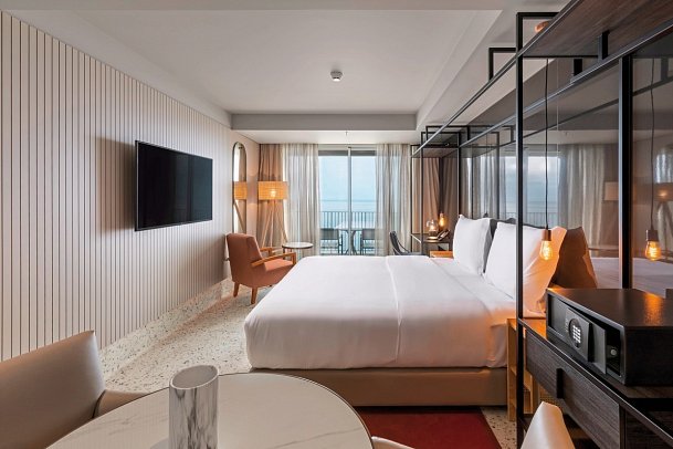 NEXT by Savoy Signature - Wohnbeispiel Studio Meerblick (Zimmercodierung SBM)