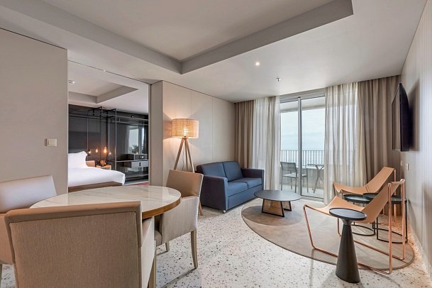 NEXT by Savoy Signature - Wohnbeispiel Suite Meerblick (Zimmercodierung WBM)