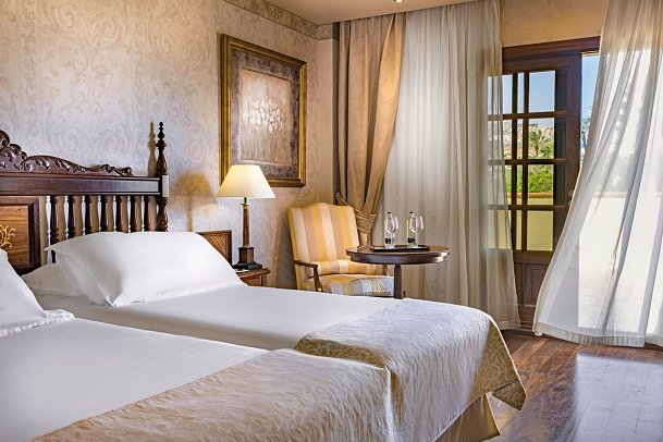 Elba Palace Golf Boutique Hotel - Wohnbeispiel Doppelzimmer Deluxe Golfplatzblick (Zimmercodierung DBF)