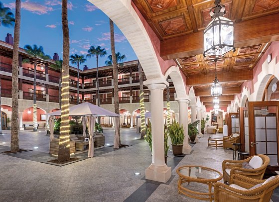 Elba Palace Golf Boutique Hotel - Patio Canario