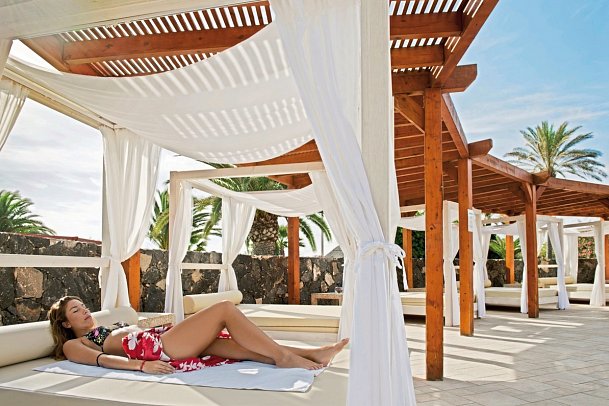 Elba Carlota Beach & Golf Resort